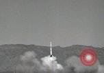 Standbild Redstone Rakete beschossen White Sands White Sands Missile Range, New Mexico United State USA, 1960, aus Sekunde 12 historischem Filmmaterial Videoclip 65675023461