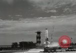 Standbild Atlas 3B Rakete Florida United States USA, 1958, aus Sekunde 11 historischem Filmmaterial Videoclip 65675023483
