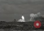 Standbild Atlas 3B Rakete Florida United States USA, 1958, aus Sekunde 28 historischem Filmmaterial Videoclip 65675023484