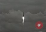 Standbild Atlas 3B Rakete Florida United States USA, 1958, aus Sekunde 33 historischem Filmmaterial Videoclip 65675023484