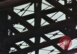 Standbild eads Bridge und Brooklyn Bridge New York United States USA, 1970, aus Sekunde 45 historischem Filmmaterial Videoclip 65675023498