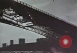 Standbild eads Bridge und Brooklyn Bridge New York United States USA, 1970, aus Sekunde 55 historischem Filmmaterial Videoclip 65675023498
