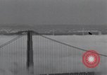 Immagine di Golden Gate Bridge costruzione San Francisco California USA, 1937, secondo 27 filmato di repertorio 65675023499