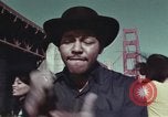 Standbild 5th Dimension San Francisco California USA, 1970, aus Sekunde 11 historischem Filmmaterial Videoclip 65675023500