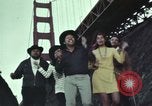 Standbild 5th Dimension San Francisco California USA, 1970, aus Sekunde 49 historischem Filmmaterial Videoclip 65675023500