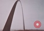 Image Gateway Arch Saint Louis Missouri USA, 1970, de la seconde 36 séquences d'archives historiques vidéo 65675023506