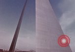 Image Gateway Arch Saint Louis Missouri USA, 1970, de la seconde 54 séquences d'archives historiques vidéo 65675023506