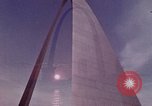 Image Gateway Arch Saint Louis Missouri USA, 1970, de la seconde 55 séquences d'archives historiques vidéo 65675023506