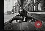Standbild Empire State Building views New York City USA, 1970, aus Sekunde 15 historischem Filmmaterial Videoclip 65675023508