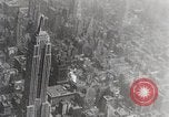 Standbild Empire State Building views New York City USA, 1970, aus Sekunde 18 historischem Filmmaterial Videoclip 65675023508