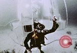 Immagine di Deep sea divers United States USA, 1970, secondo 37 filmato di repertorio 65675023515