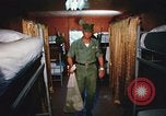 Immagine di Cam Ranh Bay Vietnam fortificazioni Cam Ranh Bay Vietnam, 1967, secondo 14 filmato di repertorio 65675023520