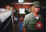 Immagine di Cam Ranh Bay Vietnam fortificazioni Cam Ranh Bay Vietnam, 1967, secondo 16 filmato di repertorio 65675023520