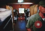 Immagine di Cam Ranh Bay Vietnam fortificazioni Cam Ranh Bay Vietnam, 1967, secondo 45 filmato di repertorio 65675023520