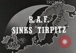 Immagine di Corazzata tedesca Tirpitz bombardato da RAF Tromso Norvegia, 1944, secondo 43 filmato di repertorio 65675023523