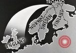 Immagine di Corazzata tedesca Tirpitz bombardato da RAF Tromso Norvegia, 1944, secondo 47 filmato di repertorio 65675023523