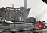 Immagine di La produzione di acciaio Differdange Lussemburgo, 1944, secondo 21 filmato di repertorio 65675023524