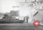Immagine di La produzione di acciaio Differdange Lussemburgo, 1944, secondo 56 filmato di repertorio 65675023524