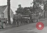 Standbild 90th Infantry Division Alencon Frankreich, 1944, aus Sekunde 6 historischem Filmmaterial Videoclip 65675023532