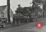 Standbild 90th Infantry Division Alencon Frankreich, 1944, aus Sekunde 7 historischem Filmmaterial Videoclip 65675023532