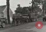 Standbild 90th Infantry Division Alencon Frankreich, 1944, aus Sekunde 8 historischem Filmmaterial Videoclip 65675023532