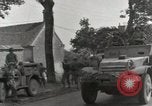 Standbild 90th Infantry Division Alencon Frankreich, 1944, aus Sekunde 10 historischem Filmmaterial Videoclip 65675023532