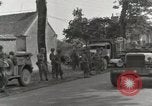 Standbild 90th Infantry Division Alencon Frankreich, 1944, aus Sekunde 22 historischem Filmmaterial Videoclip 65675023532