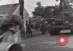 Standbild 90th Infantry Division Alencon Frankreich, 1944, aus Sekunde 24 historischem Filmmaterial Videoclip 65675023532