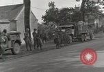 Standbild 90th Infantry Division Alencon Frankreich, 1944, aus Sekunde 27 historischem Filmmaterial Videoclip 65675023532