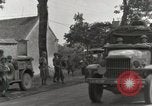 Standbild 90th Infantry Division Alencon Frankreich, 1944, aus Sekunde 30 historischem Filmmaterial Videoclip 65675023532