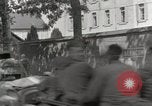 Standbild 90th Infantry Division Alencon Frankreich, 1944, aus Sekunde 36 historischem Filmmaterial Videoclip 65675023532