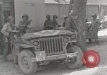 Standbild 90th Infantry Division Alencon Frankreich, 1944, aus Sekunde 45 historischem Filmmaterial Videoclip 65675023532