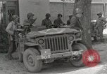 Standbild 90th Infantry Division Alencon Frankreich, 1944, aus Sekunde 51 historischem Filmmaterial Videoclip 65675023532