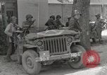 Standbild 90th Infantry Division Alencon Frankreich, 1944, aus Sekunde 54 historischem Filmmaterial Videoclip 65675023532