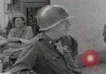 Standbild 90th Infantry Division Alencon Frankreich, 1944, aus Sekunde 56 historischem Filmmaterial Videoclip 65675023532
