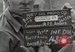 Standbild 90th Infantry Division Alencon Frankreich, 1944, aus Sekunde 3 historischem Filmmaterial Videoclip 65675023533