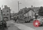 Standbild 90th Infantry Division Alencon Frankreich, 1944, aus Sekunde 18 historischem Filmmaterial Videoclip 65675023533