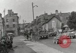 Standbild 90th Infantry Division Alencon Frankreich, 1944, aus Sekunde 19 historischem Filmmaterial Videoclip 65675023533