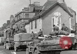 Standbild 90th Infantry Division Alencon Frankreich, 1944, aus Sekunde 22 historischem Filmmaterial Videoclip 65675023533