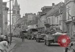 Standbild 90th Infantry Division Alencon Frankreich, 1944, aus Sekunde 47 historischem Filmmaterial Videoclip 65675023533