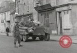 Standbild 90th Infantry Division Alencon Frankreich, 1944, aus Sekunde 56 historischem Filmmaterial Videoclip 65675023533