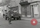 Standbild 90th Infantry Division Alencon Frankreich, 1944, aus Sekunde 57 historischem Filmmaterial Videoclip 65675023533