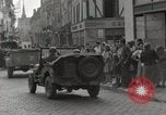 Immagine di Novantesimo di divisione di fanteria Alencon Francia, 1944, secondo 36 filmato di repertorio 65675023534