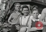 Standbild 90th Infantry Division Alencon Frankreich, 1944, aus Sekunde 15 historischem Filmmaterial Videoclip 65675023535