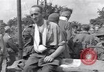 Immagine di Catturato prigionieri nazista Chambois Francia, 1944, secondo 41 filmato di repertorio 65675023538
