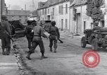 Standbild 90th Infantry Division Chambois Frankreich, 1944, aus Sekunde 22 historischem Filmmaterial Videoclip 65675023541