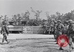 Standbild 90th Infantry Division Mantes Frankreich, 1944, aus Sekunde 35 historischem Filmmaterial Videoclip 65675023542