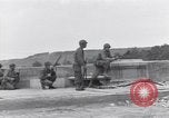 Standbild 90th Infantry Division Mantes Frankreich, 1944, aus Sekunde 52 historischem Filmmaterial Videoclip 65675023542