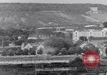 Image bombes exploser Mantes France, 1944, de la seconde 29 séquences d'archives historiques vidéo 65675023544