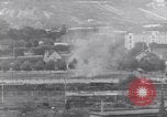 Image bombes exploser Mantes France, 1944, de la seconde 41 séquences d'archives historiques vidéo 65675023544